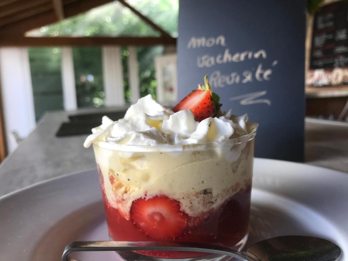 蒙蒂尼亚克 Le Moulin Du Bleufond酒店 外观 照片